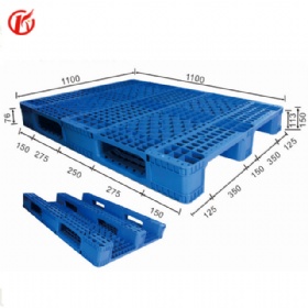 Low Price Racking Plastic Pallet with 3 Runners